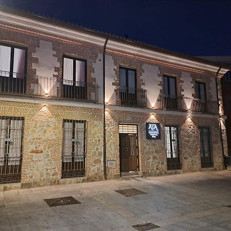 Apartamentos Turisticos Avila Puerta De San Vicente 0-2 ภายนอก รูปภาพ