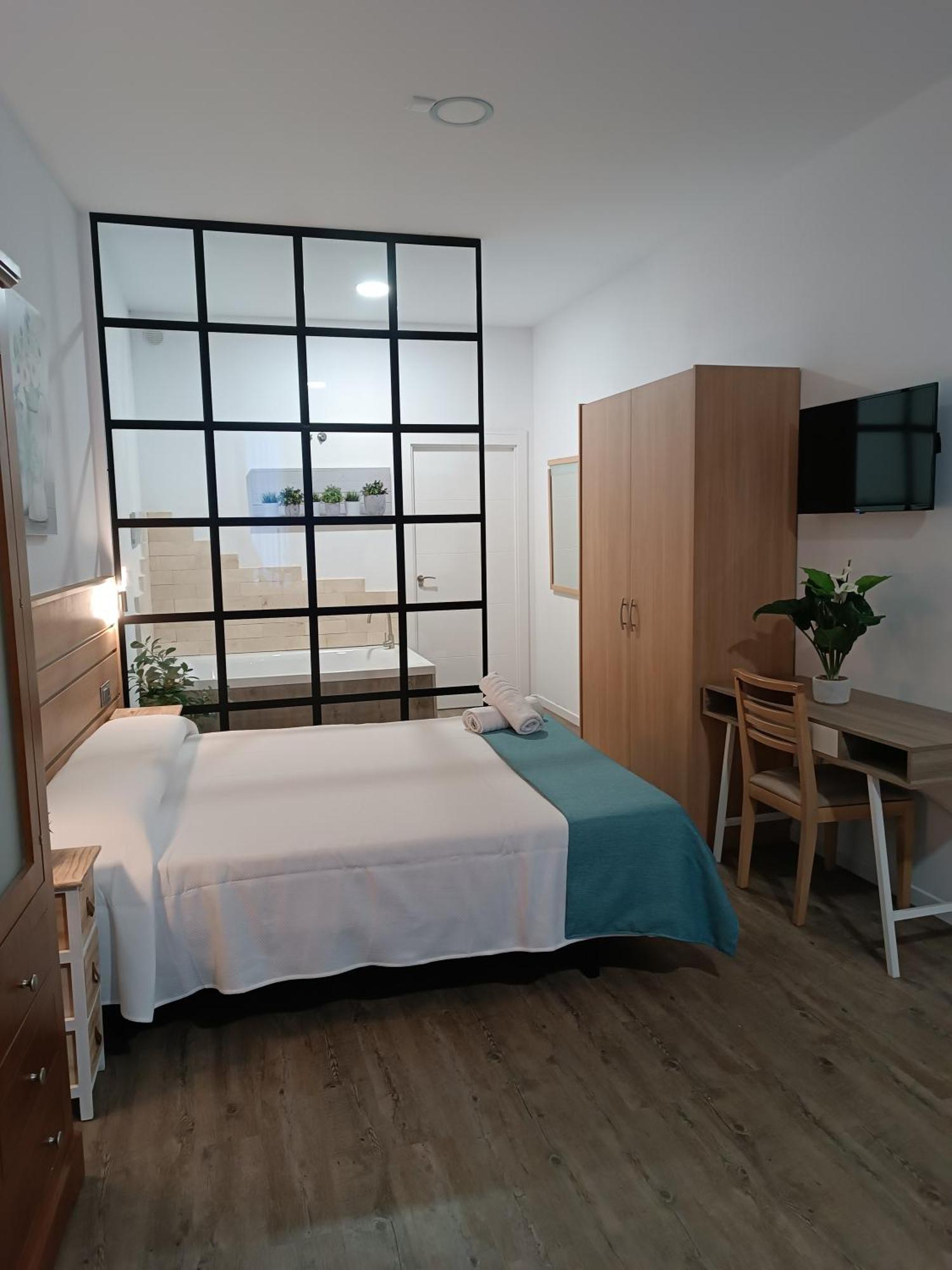 Apartamentos Turisticos Avila Puerta De San Vicente 0-2 ภายนอก รูปภาพ