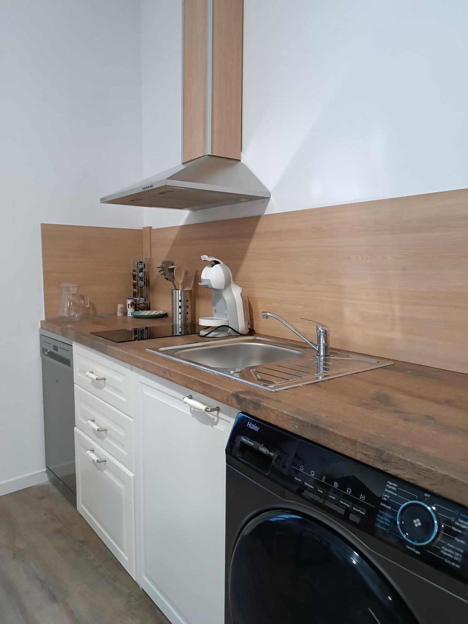 Apartamentos Turisticos Avila Puerta De San Vicente 0-2 ภายนอก รูปภาพ